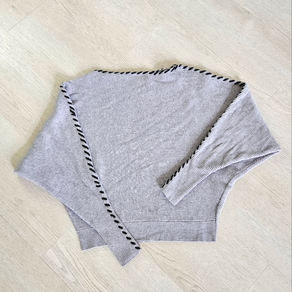 Magaschoni Gray Ribbed Knit Dolman Sleeve Black Contrast Stitch Sweater XS